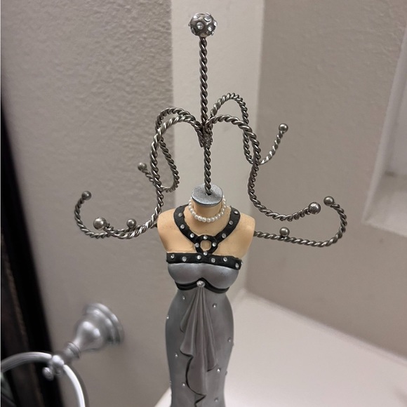 Necklace holder stand - Picture 3 of 5